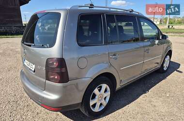 Мінівен Volkswagen Touran 2007 в 