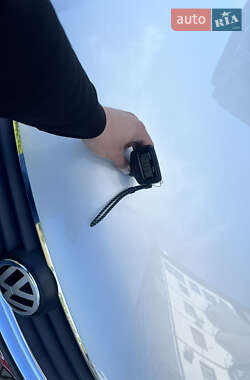 Мінівен Volkswagen Touran 2008 в 