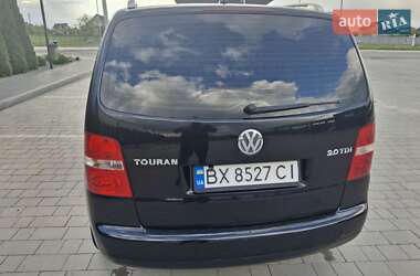 Мінівен Volkswagen Touran 2004 в 