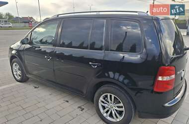 Мінівен Volkswagen Touran 2004 в 