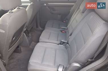 Мінівен Volkswagen Touran 2004 в 