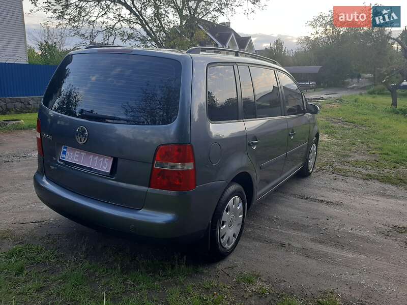 Минивэн Volkswagen Touran 2004 в Полтаве