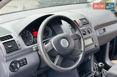 Минивэн Volkswagen Touran 2004 в 