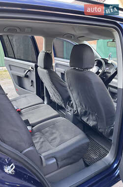 Мінівен Volkswagen Touran 2003 в 