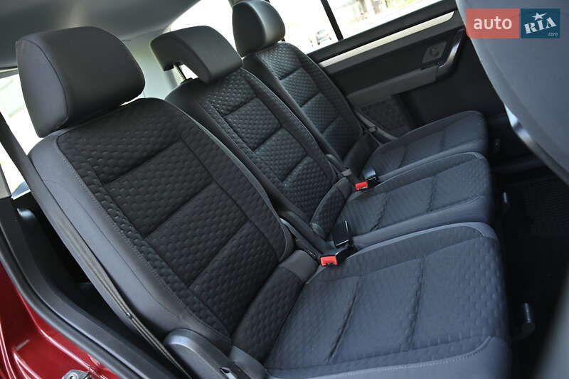 Мінівен Volkswagen Touran 2007 в Бердичеві