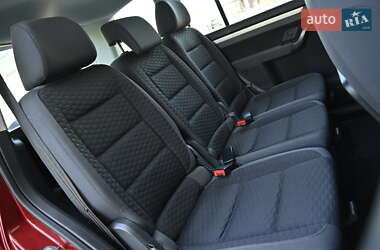 Минивэн Volkswagen Touran 2007 в 