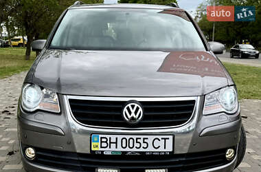 Мінівен Volkswagen Touran 2008 в 
