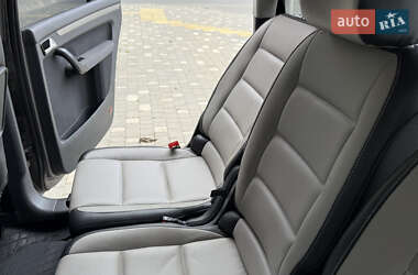 Мінівен Volkswagen Touran 2008 в 