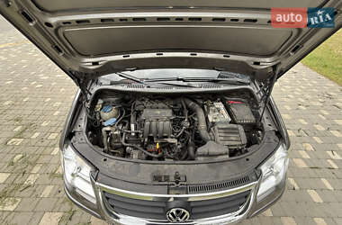 Мінівен Volkswagen Touran 2008 в 