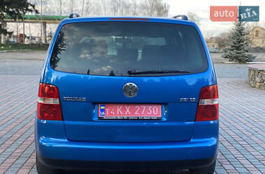 Минивэн Volkswagen Touran 2005 в 