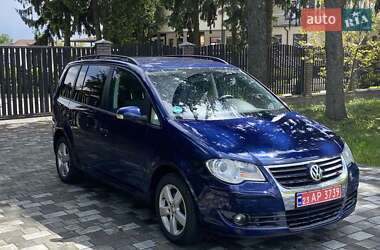 Минивэн Volkswagen Touran 2009 в Вознесенске