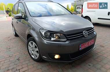 Мінівен Volkswagen Touran 2011 в 