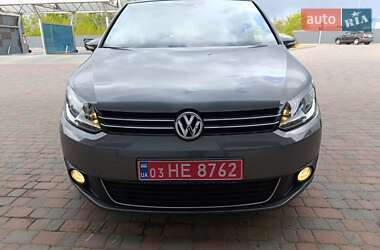 Мінівен Volkswagen Touran 2011 в 
