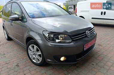 Мінівен Volkswagen Touran 2011 в 