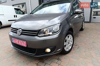 Мінівен Volkswagen Touran 2011 в 
