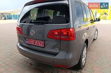 Мінівен Volkswagen Touran 2011 в 