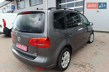 Мінівен Volkswagen Touran 2011 в 