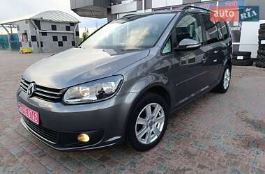 Мінівен Volkswagen Touran 2011 в 