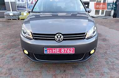 Мінівен Volkswagen Touran 2011 в 