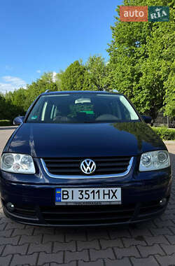 Минивэн Volkswagen Touran 2005 в Миргороде