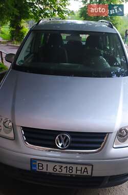 Минивэн Volkswagen Touran 2004 в Лубнах