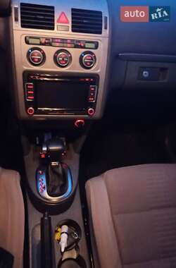 Мінівен Volkswagen Touran 2010 в 