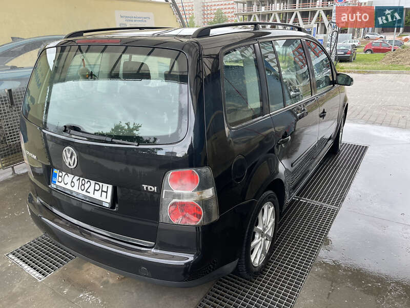 Мінівен Volkswagen Touran 2003 в Львові