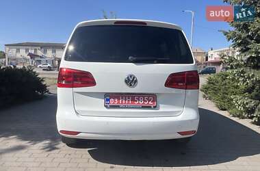 Мінівен Volkswagen Touran 2015 в 