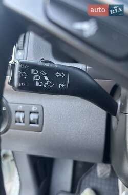 Мінівен Volkswagen Touran 2015 в 