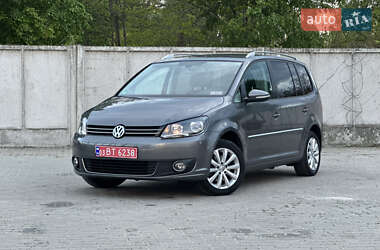 Минивэн Volkswagen Touran 2011 в Сарнах