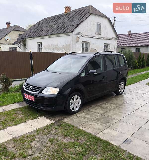 Volkswagen Touran
