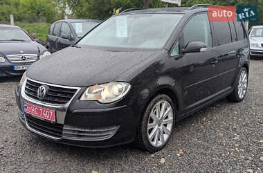 Минивэн Volkswagen Touran 2009 в 