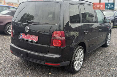 Минивэн Volkswagen Touran 2009 в 