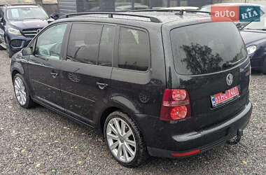 Минивэн Volkswagen Touran 2009 в 