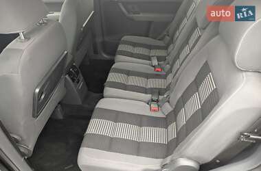 Минивэн Volkswagen Touran 2009 в 