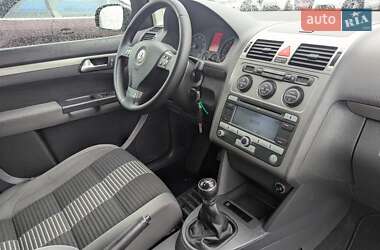 Минивэн Volkswagen Touran 2009 в 