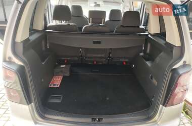 Минивэн Volkswagen Touran 2008 в 