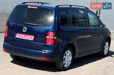 Минивэн Volkswagen Touran 2008 в 