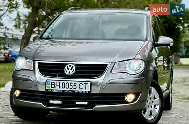Мінівен Volkswagen Touran 2008 в Одесі