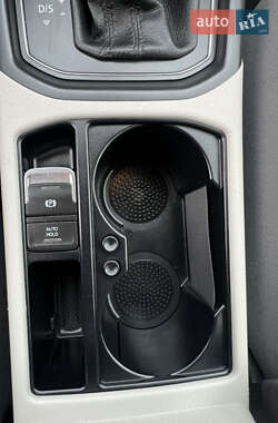 Микровэн Volkswagen Touran 2016 в 