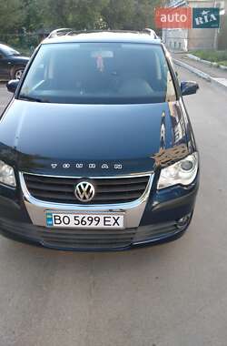 Минивэн Volkswagen Touran 2007 в Чорткове