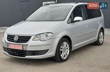 Минивэн Volkswagen Touran 2008 в Белой Церкви