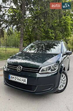 Мінівен Volkswagen Touran 2012 в Звягелі