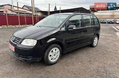 Минивэн Volkswagen Touran 2004 в Сокале