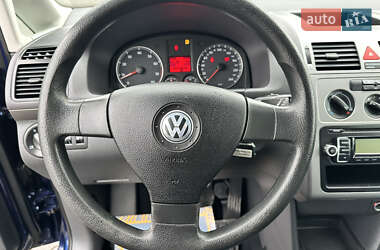 Минивэн Volkswagen Touran 2009 в 