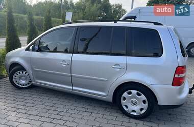Минивэн Volkswagen Touran 2005 в Яворове