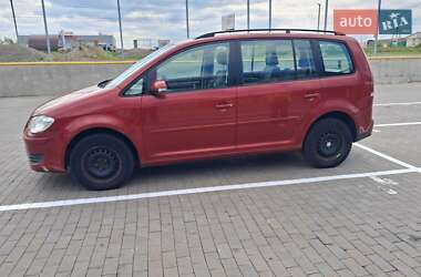 Минивэн Volkswagen Touran 2007 в Первомайске