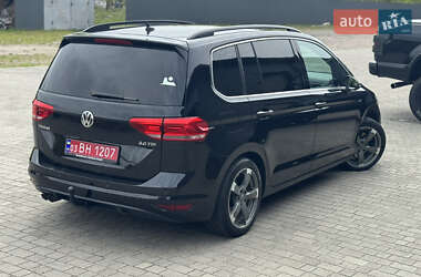 Мікровен Volkswagen Touran 2016 в 