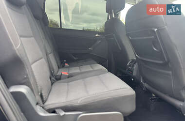 Мікровен Volkswagen Touran 2016 в 