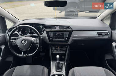 Мікровен Volkswagen Touran 2016 в 